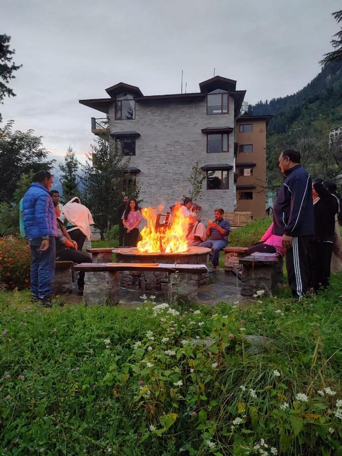 Aloka Resort Manali  Bagian luar foto